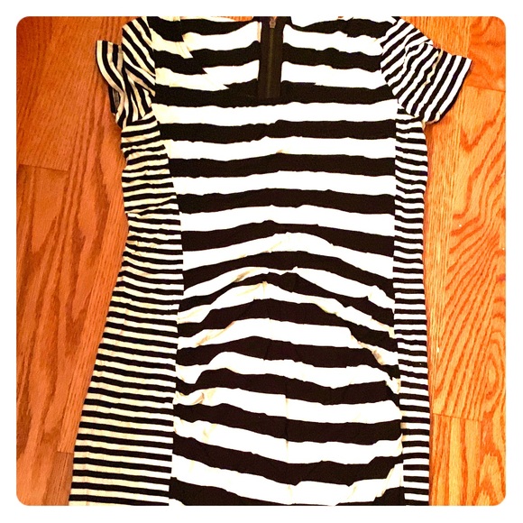Jessica Simpson Other - Excellent condition maternity dress Jessica Simpson Other - Excellent condition maternity dress
